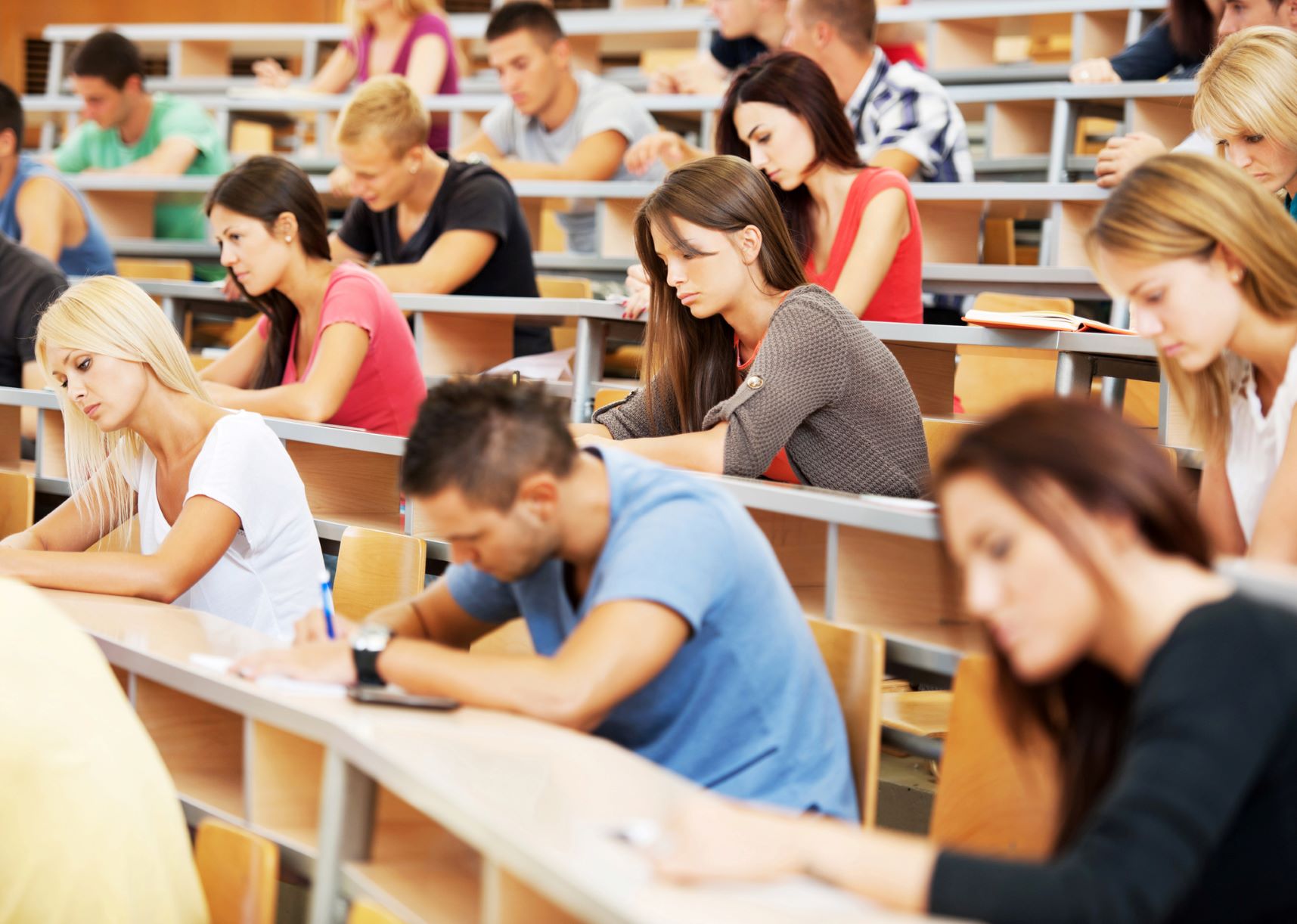 iStock-150430769_Hörsaal_gekauft_kompr